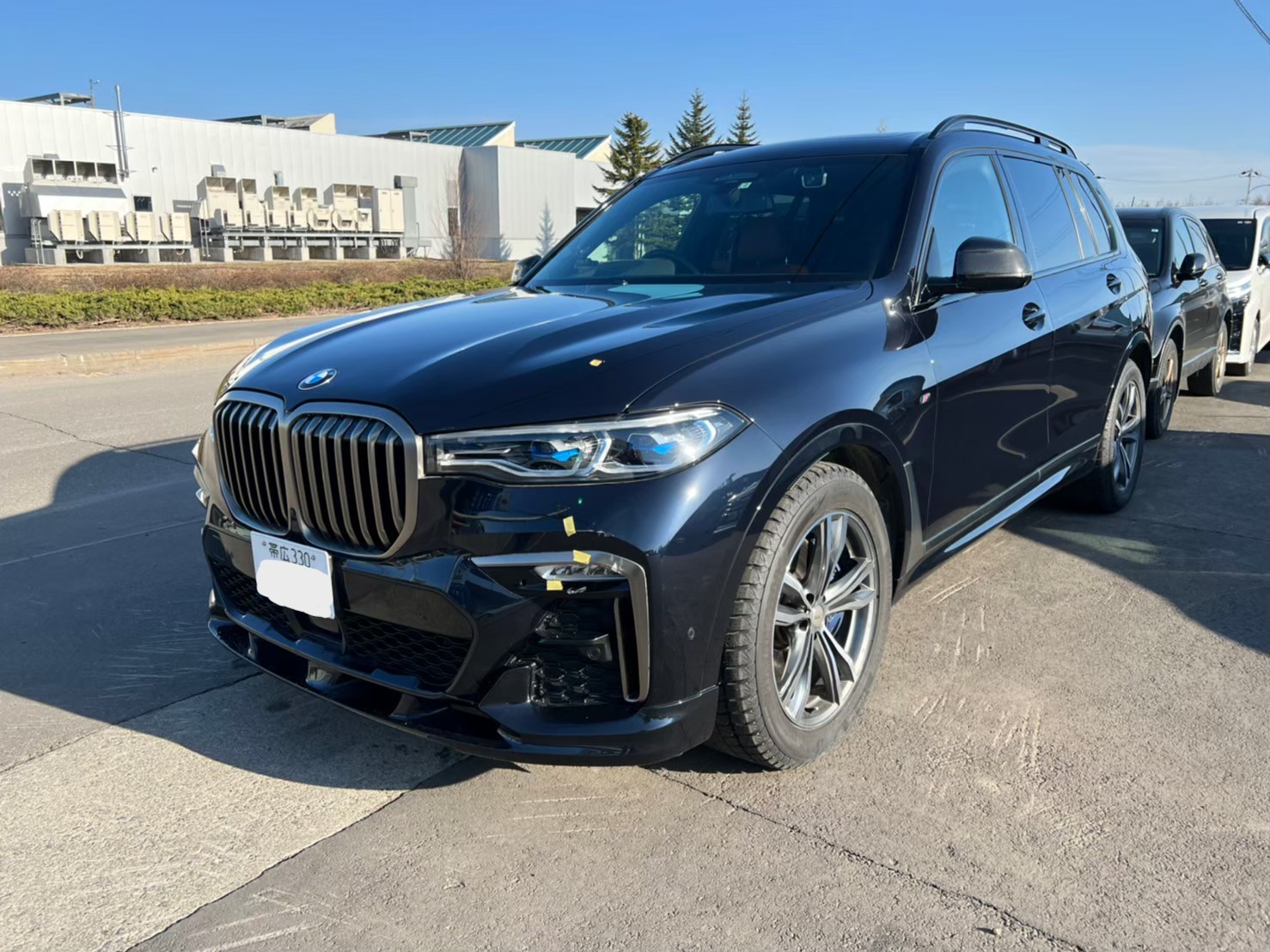 LINE_ALBUM_44 クルーズ様 X7 オートステップ取付 フロントバンパー修理見積り入庫_220512_2